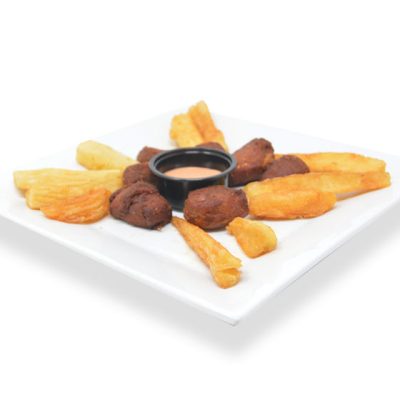 Carne Frita con Yuca